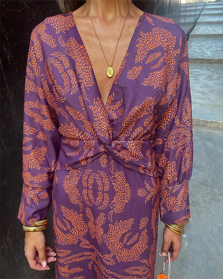 Akira Vintage - Vestito elegante con scollo a V e maniche lunghe