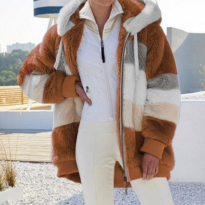Gilet con cappuccio Liora, lussuosamente morbido