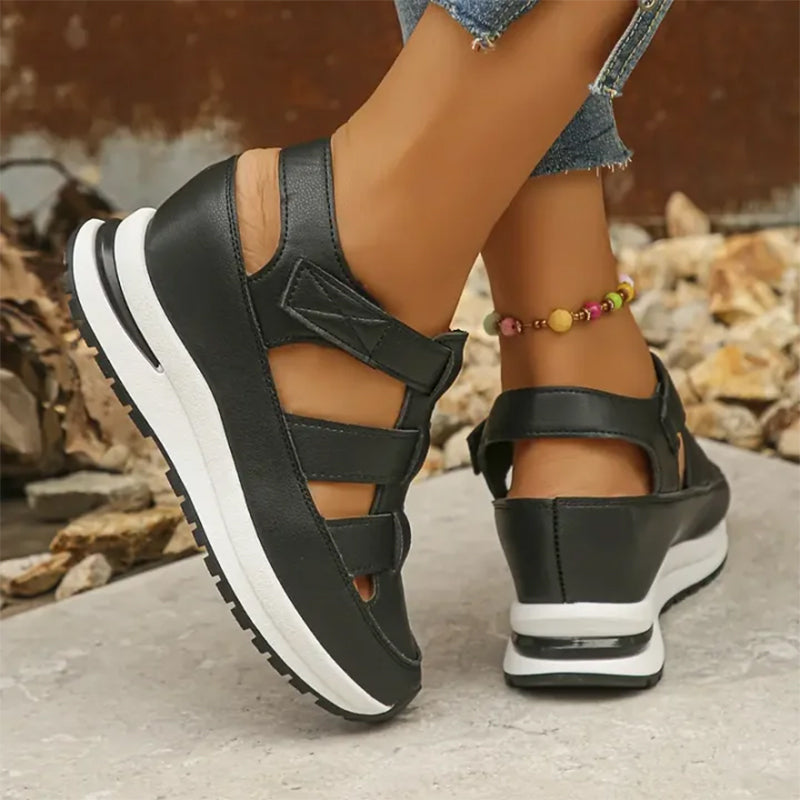 Sandali sneaker a punta chiusa da donna